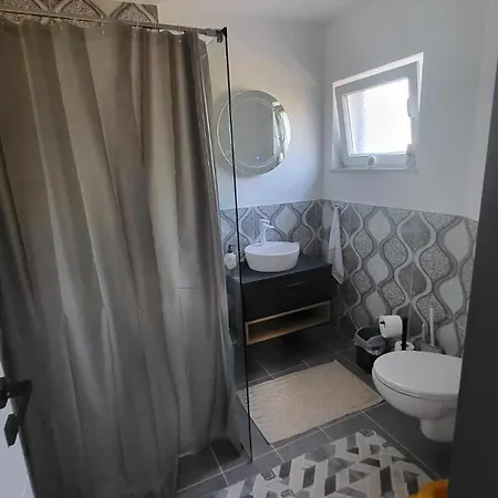 Villa Ardalyspoolhouse Bihać
