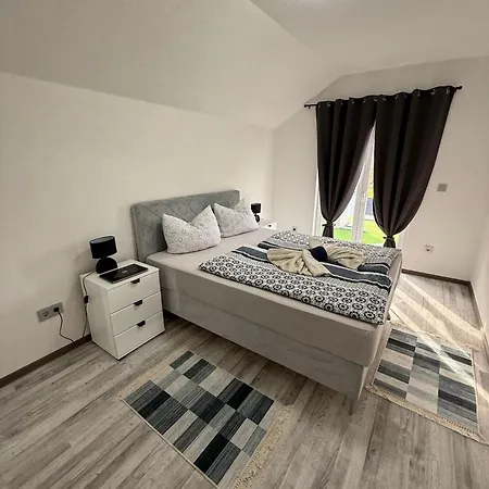 Ardalyspoolhouse *