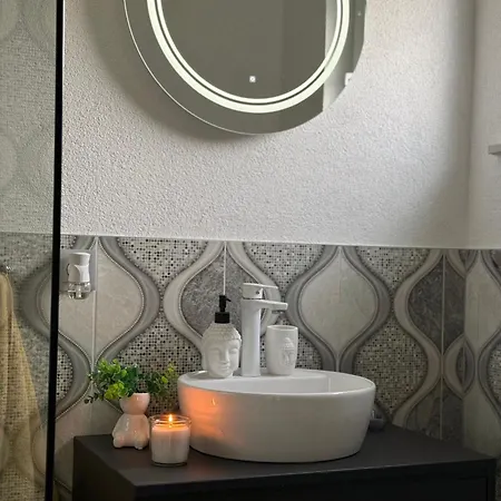 Ardalyspoolhouse Villa *
