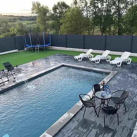 Villa Ardalyspoolhouse Bihać