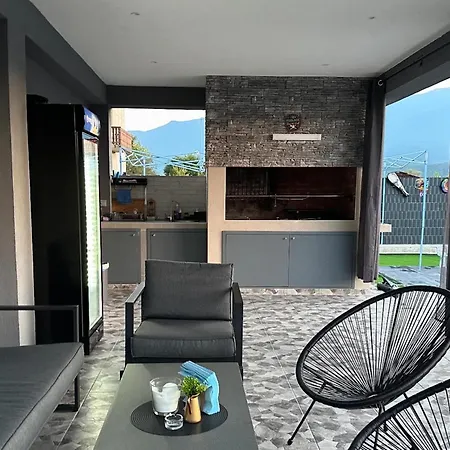 Ardalyspoolhouse Bihać