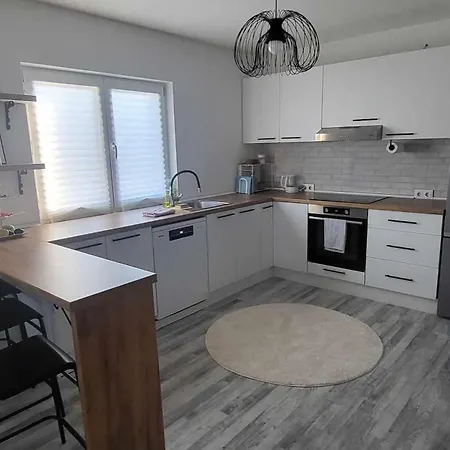 Ardalyspoolhouse * Bihać
